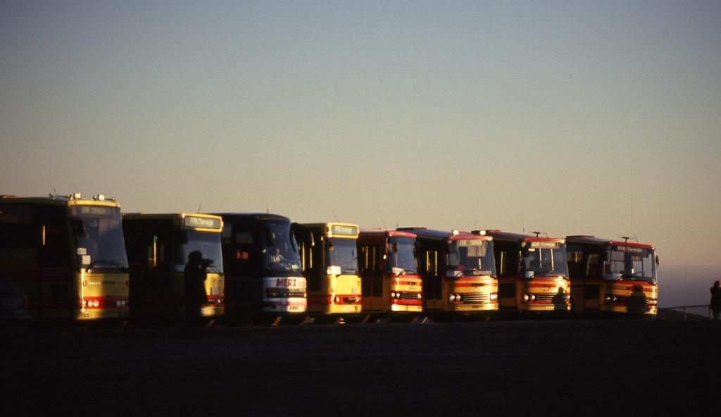 00 02 am Nordkapp Noway 13 July 1997.JPG