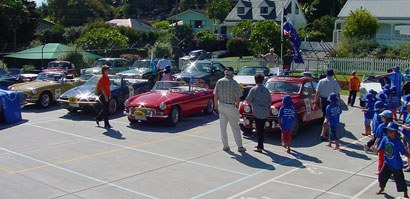 The rush to look at the cars after the item finished