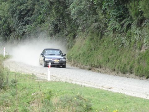 Saab Cabriolet on Mangamahoe Central Road
