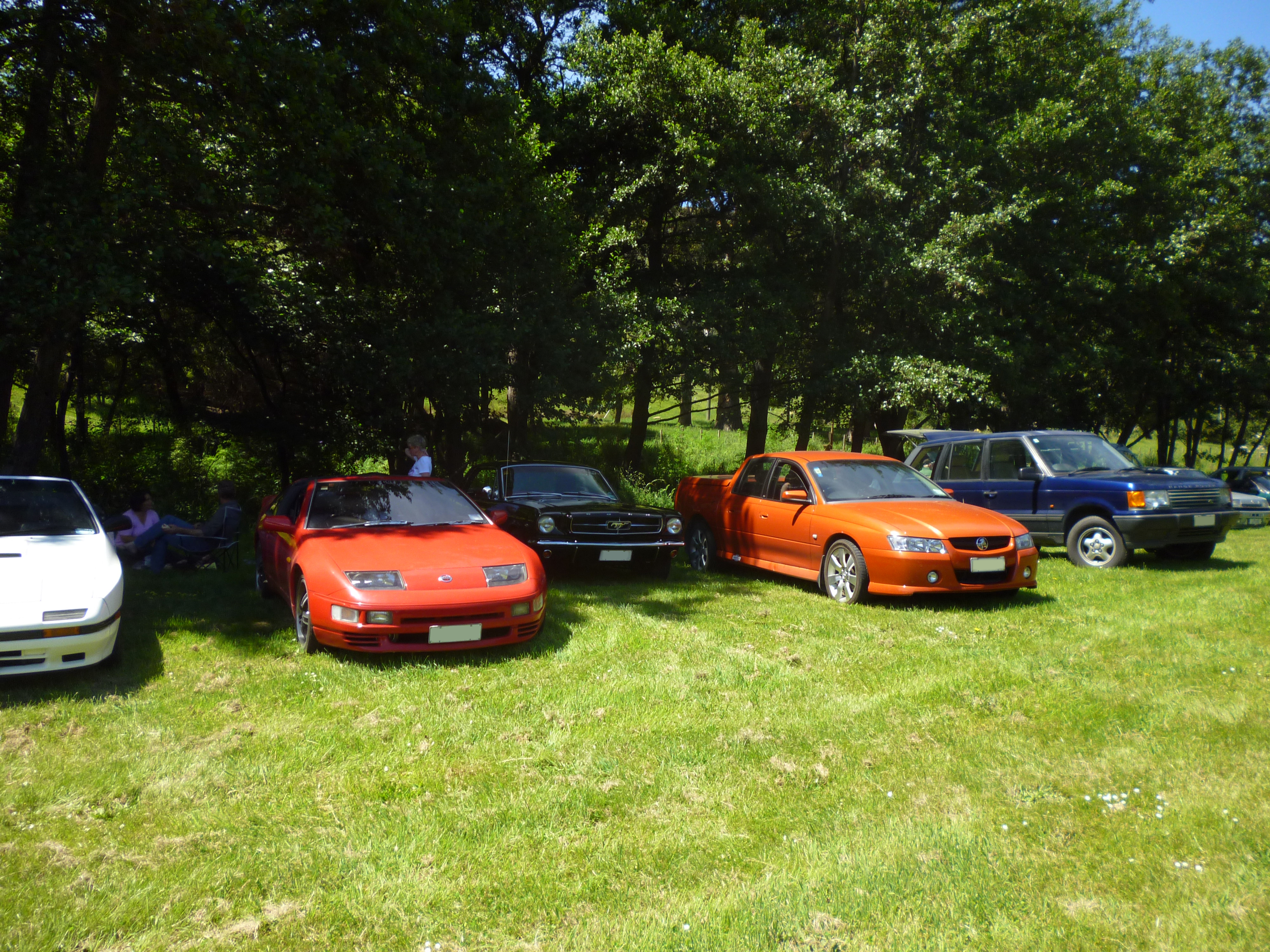 Christmas Picnic Range Rover & others