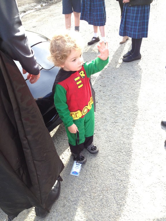 Robin working the crowd