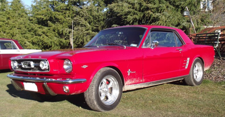 Ford Mustang on July  2013 run